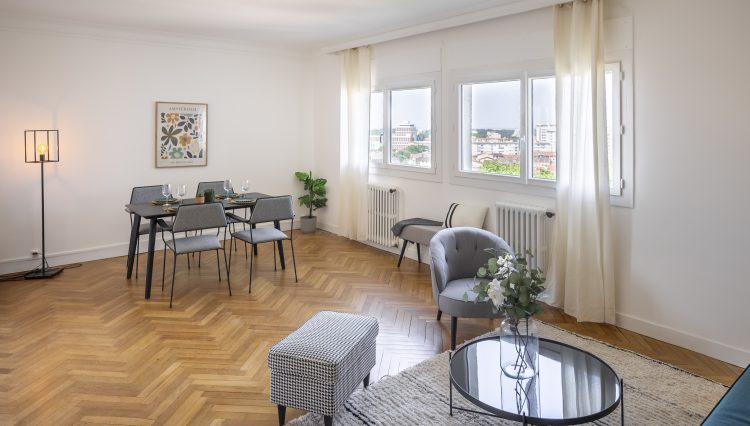t4 bis de 115 m² les chalets vue imprenable sur la basilique saint sernin toulouse